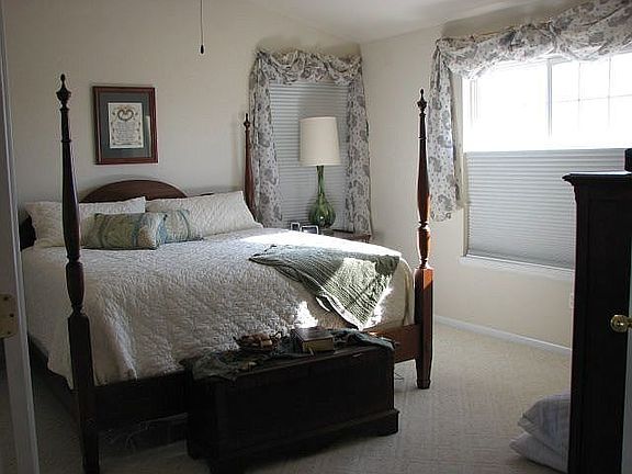 Master BD Includes 5-pc Master Bath