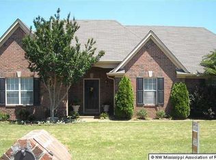 10068 Keely Dr, Olive Branch, MS 38654
