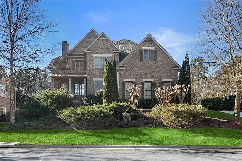1st image of 2940 Kings Walk Ave