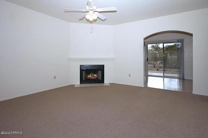 1st image of 3118 E Blacklidge Dr