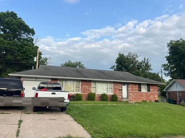 9904 Northampton Dr, Saint Louis, MO 63137