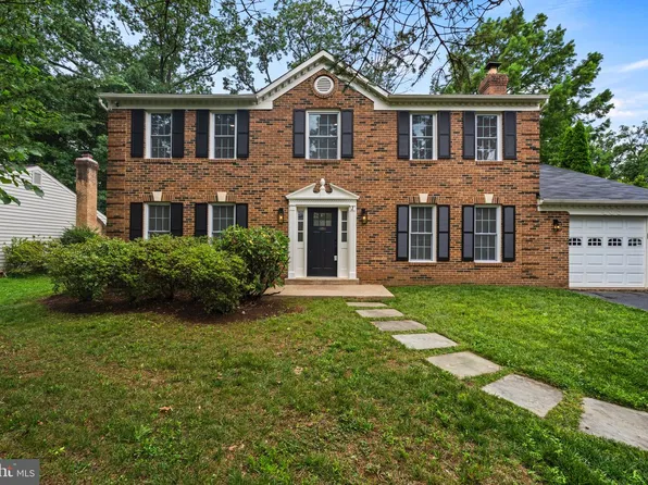 403 Autumn Olive Way, Sterling, VA 20164