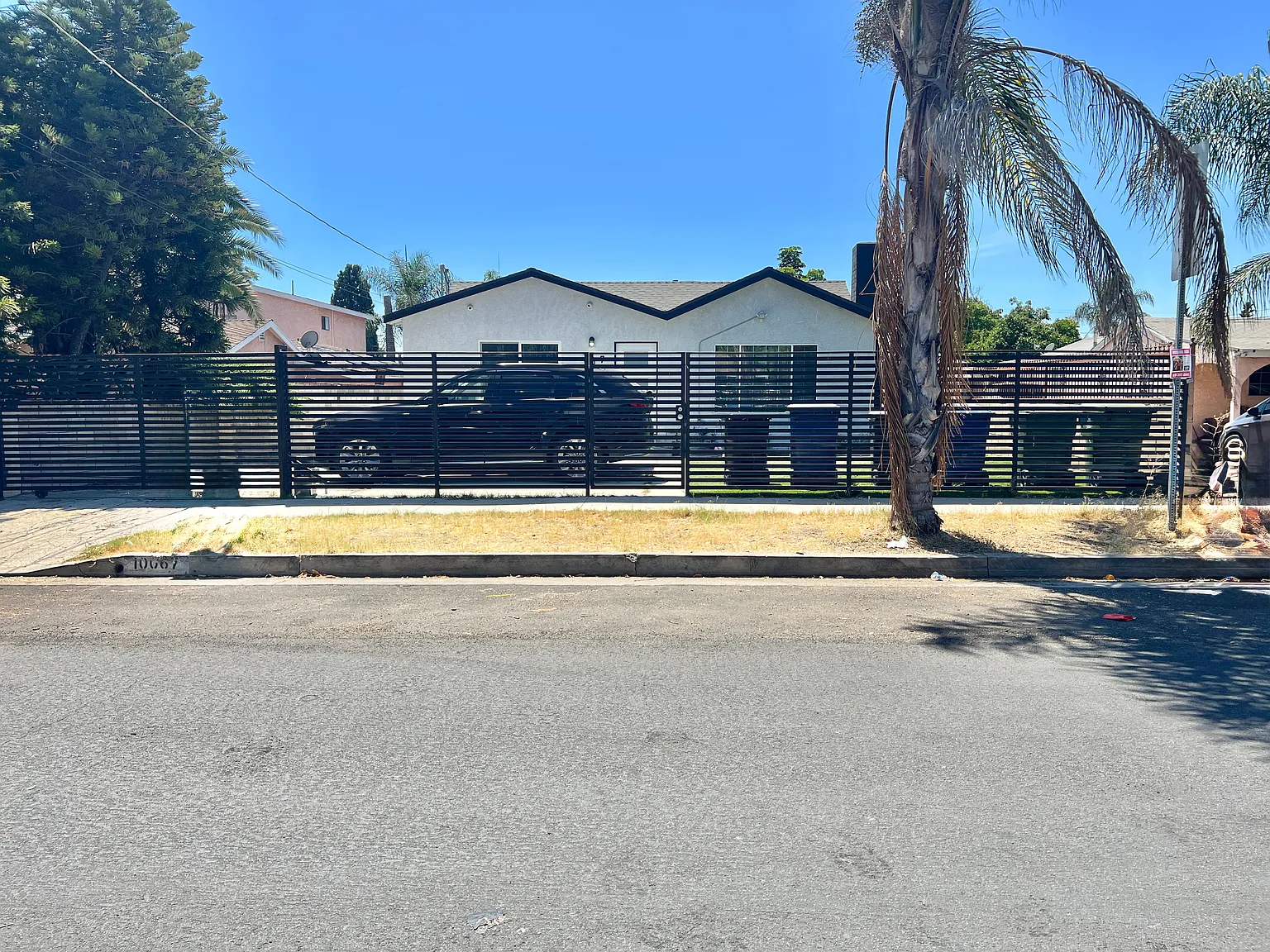 3 bed, 1725 sqft, $4,500 — Photo 2