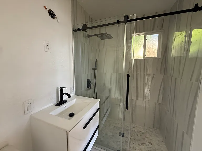 1433 Stahl St — Photo 18