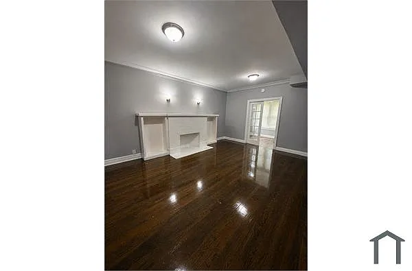 Building Photo - 7707 S Green St