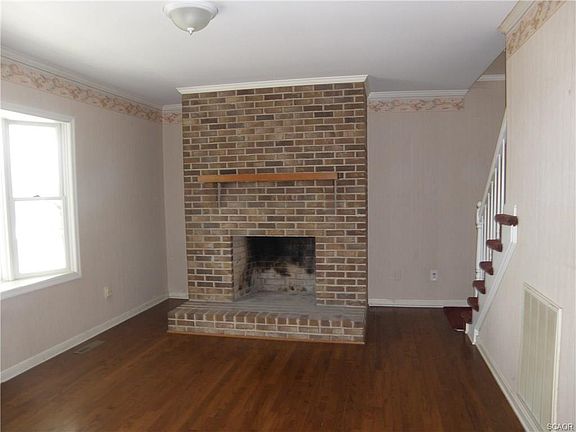 2nd image of 238 Sandy Beach Dr