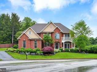 3702 Leyland Dr, Mechanicsburg, PA 17050