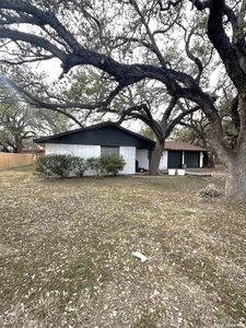 1005 Hondo, Sabinal, TX, 78881