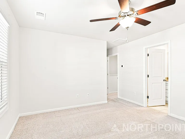 3740 Yorkshire Pl — Photo 9
