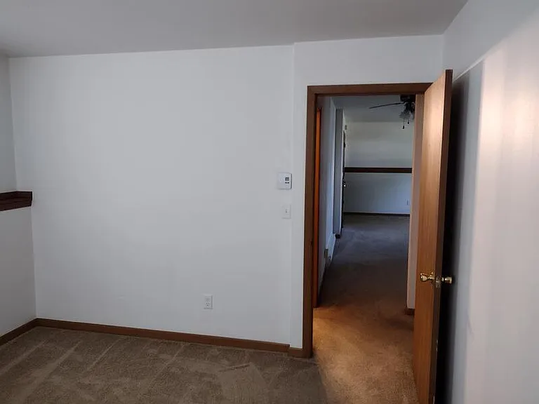 1103 Arthur Ave — Photo 12