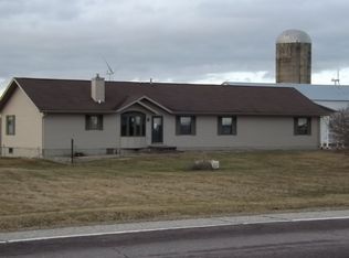 W2731 State Road 33, Cambria, WI 53923