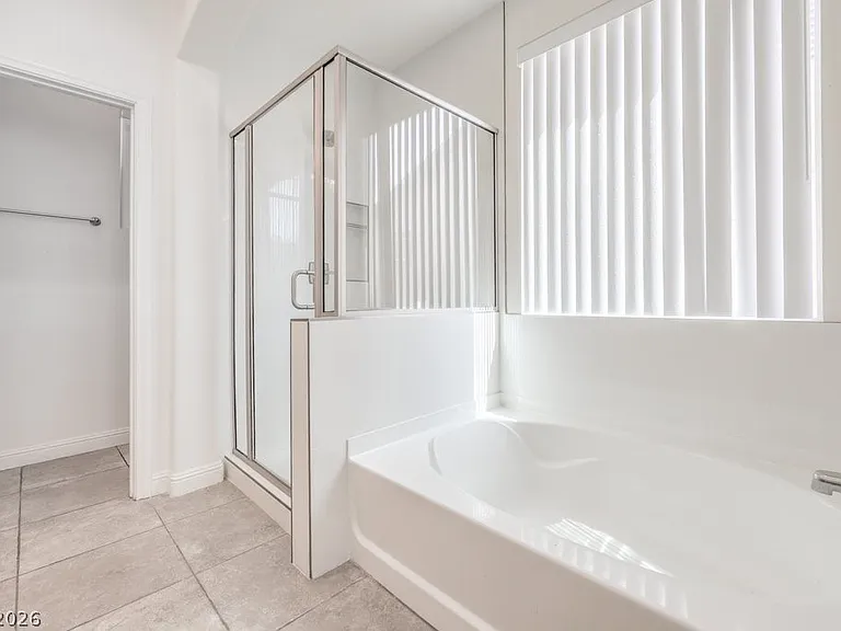 437 Eternity St — Photo 27