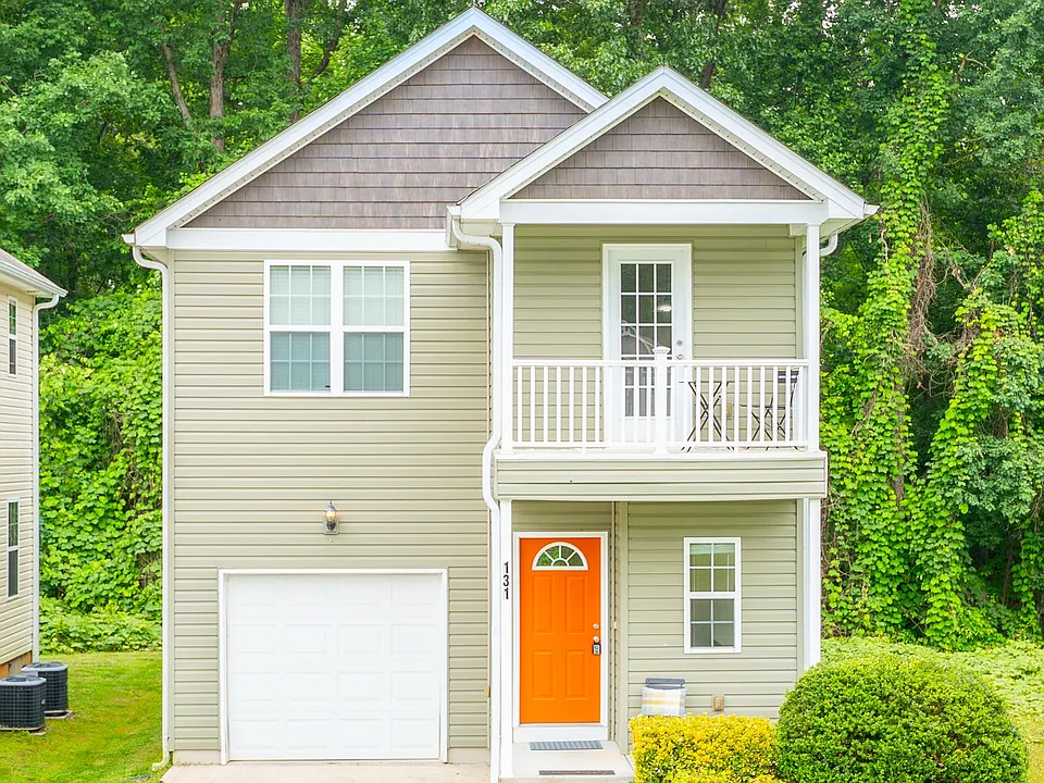 131 High Bluff Cir