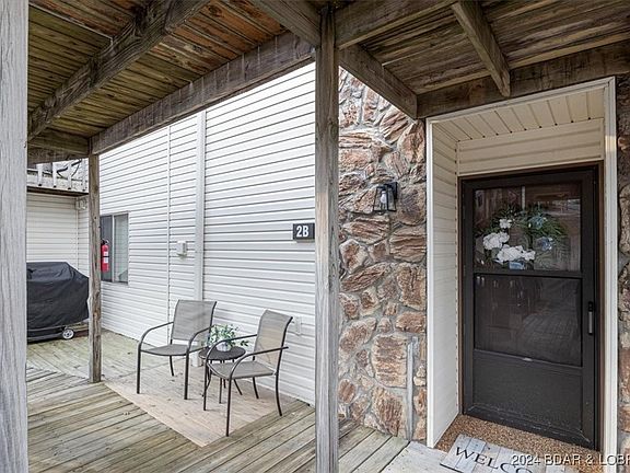3rd image of 78 Jonathan Dr Unit 2B