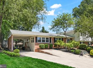 6530 Ashlawn Ct, Springfield, VA 22150