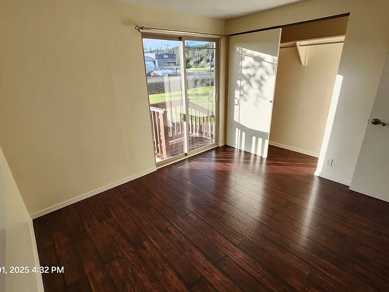 Rear bedroom