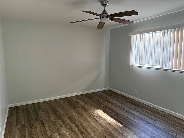 155 Monroe St #3 — Photo 5