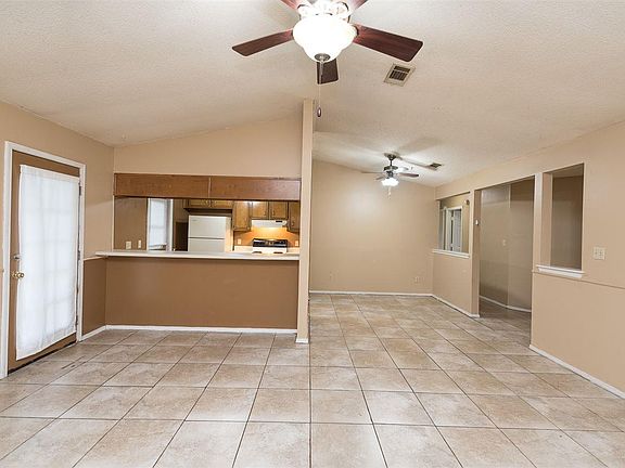 4th image of 1133 Signal Hill Ln