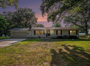 54348 Twin Lakes Rd, Dowagiac, MI 49047