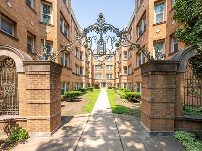 854 Washington Blvd APT 3, Oak Park, IL, 60302