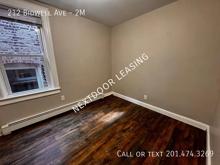 212 Bidwell Ave #2M — Photo 7