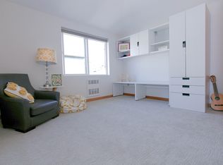 5228 25th Ave SW, Seattle, WA 98106