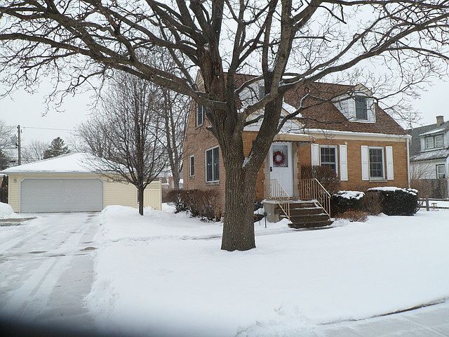 1st image of 8112 Laramie Ave
