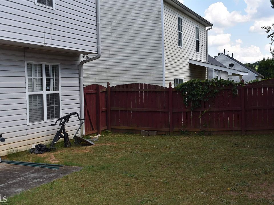 1st image of 145 Jackson Point Dr