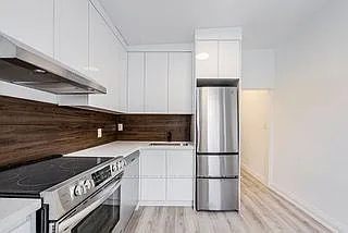 288 Markham St #UPPER 2ND FLOOR — Photo 6