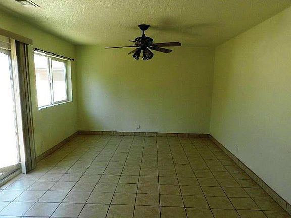 5th image of 4609 Jennifer Dr NE