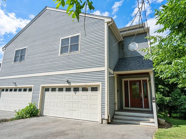 31 Florence Rd #31 — Photo 2