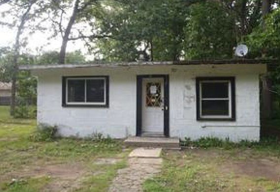 2nd image of 41 Manley Ave