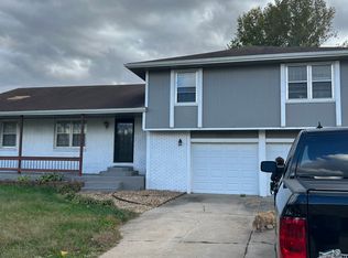3668 W Watkins St, Springfield, MO 65802