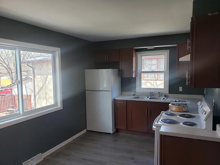 4520 Fillmore St NE — Photo 4