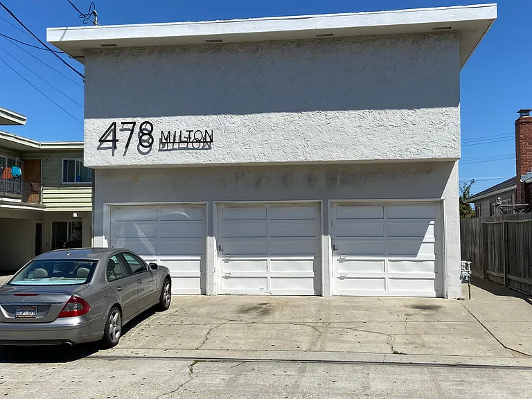 478 Milton Ave — Photo 12