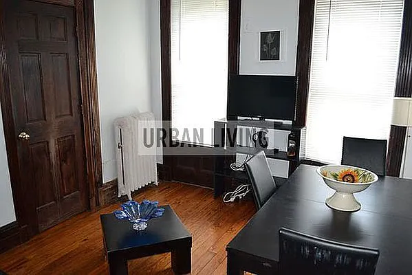 Rented by Urban Living | media 18