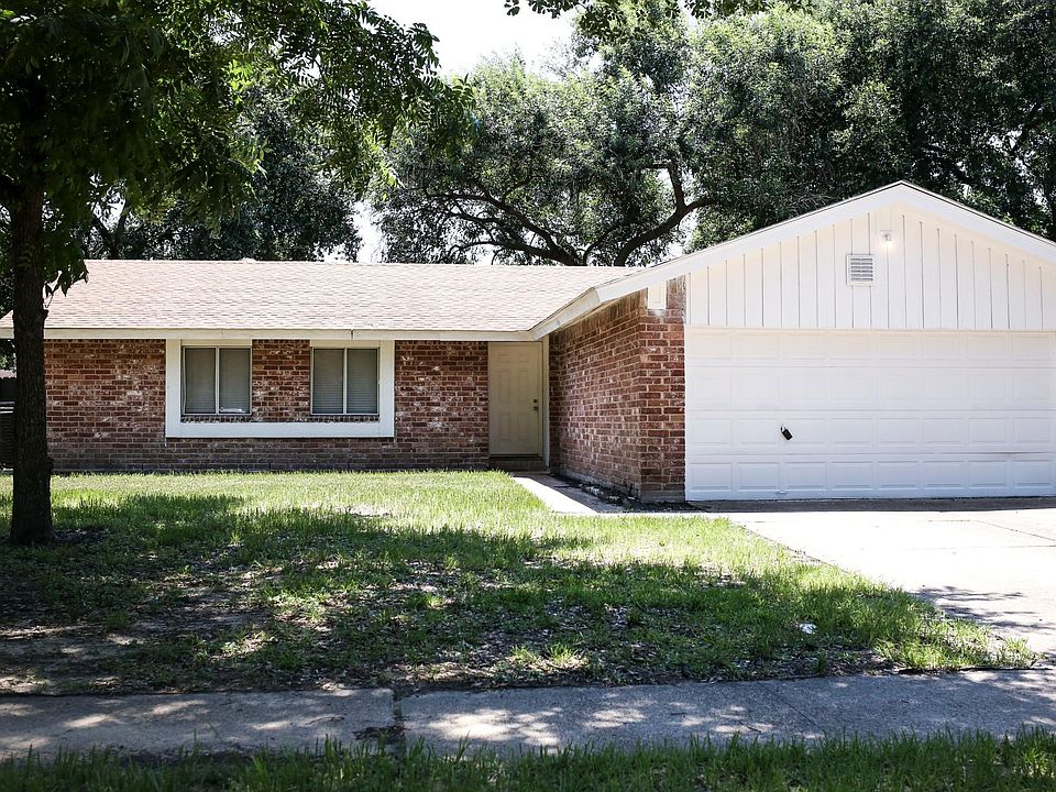 1st image of 7811 Whispering Wood Ln