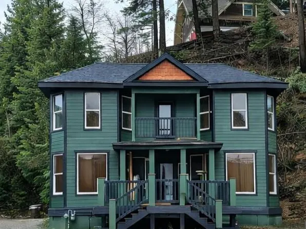 118 River St, Wallace, ID 83873