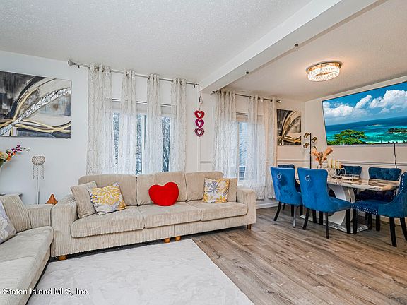 5th image of 553 Ilyssa Way