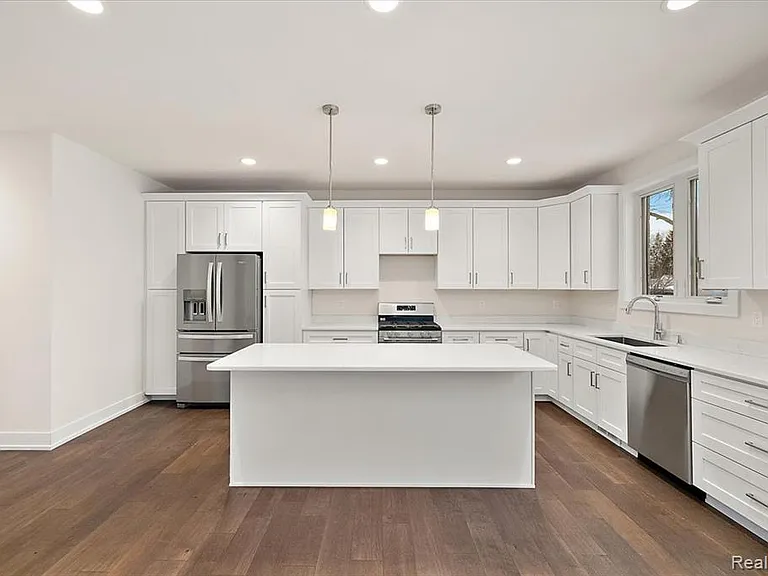 2911 Walsh Dr — Photo 19