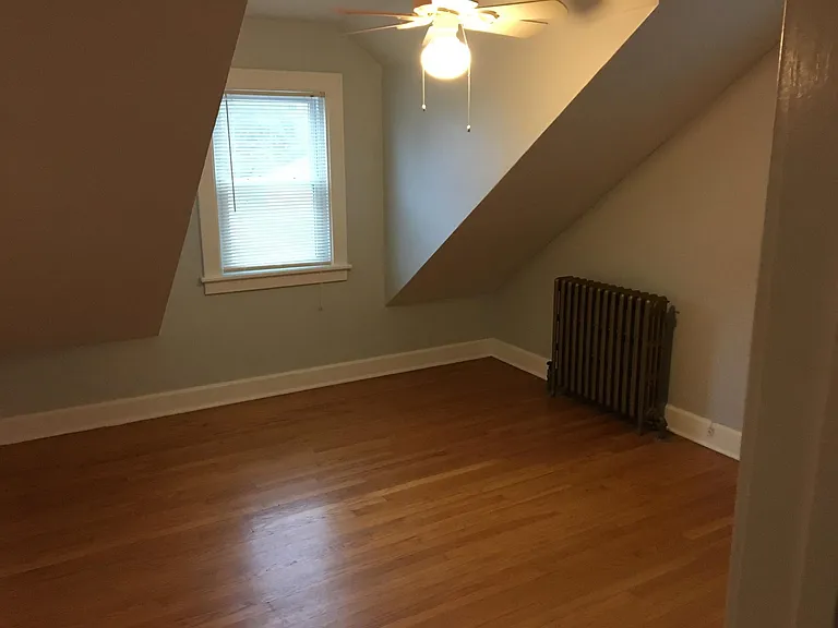 3 York Rd #2 — Photo 7