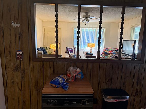 3rd image of 188 W Side Rd