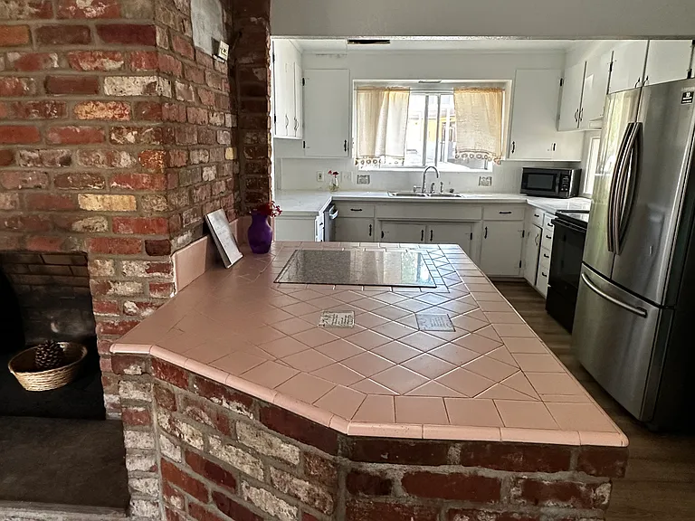 4890 Hamilton Ave — Photo 5