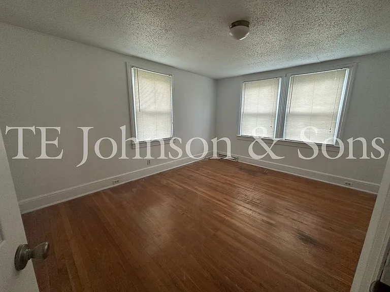 6190 Vance Rd — Photo 5