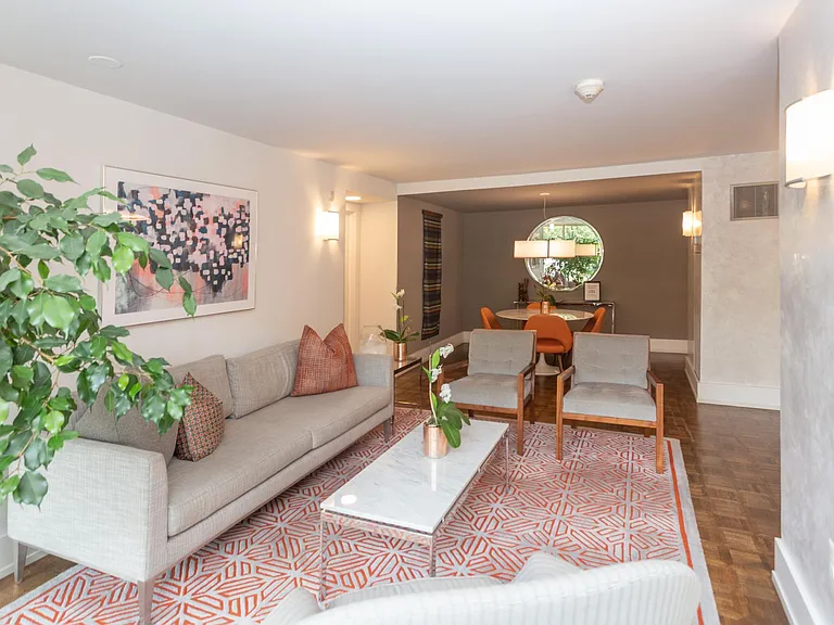 4000 Tunlaw Rd NW #829 — Photo 4