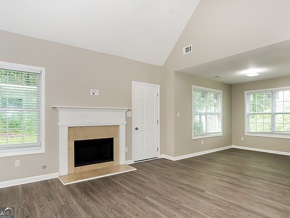 3rd image of 4249 Gracewood Park Dr