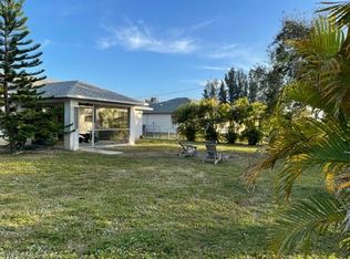 1814 NE 5th Ave, Cape Coral, FL 33909