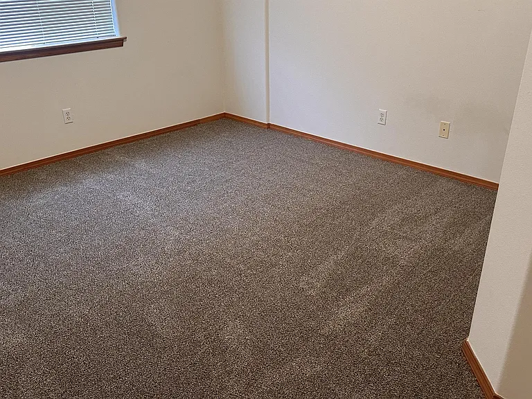 1310 S Skyline Dr #B — Photo 11