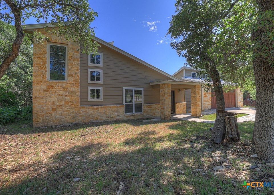 1st image of 3055 Lakeview Dr