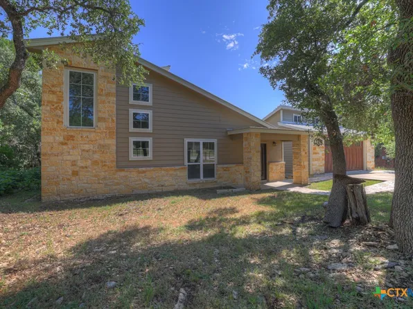3055 Lakeview Dr, Canyon Lake, TX 78133